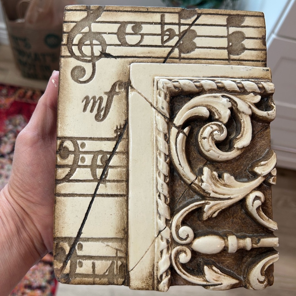Sid Dickens Tile Music with Moulding